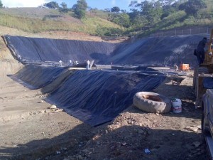 LMD avanza construcción de vertedero en Villa Altagracia