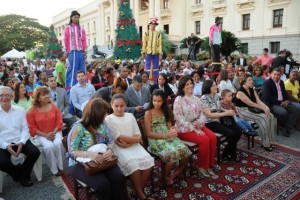 Vice celebrar logros de familias del programa "Progresando" en Palacio Nacional