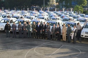 Gobierno entrega 300 nuevas unidades patrulleras a la Policía Nacional 