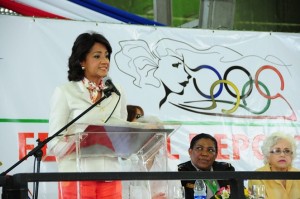 Primera Dama Cándida Montilla de Medina deja inaugurado festival deportivo de la Mujer