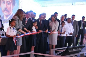 Danilo Medina inaugura once escuelas con 156 aulas para Tanda Extendida