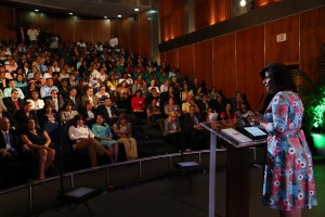 La vicepresidenta Margarita Cedeño dictó la conferencia Valoro del Trabajo.