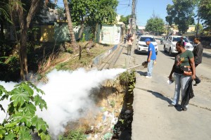 Continúan jornadas de fumigaciones en el Gran Santo Domingo y provincias del país