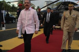 medina regresa al pais
