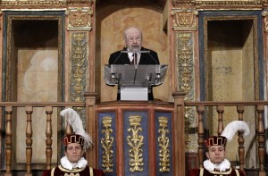  José Manuel Caballero Bonald durante su discurso de agradecimiento del Premio Cervantes