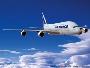 Air_france_avion_volando_10