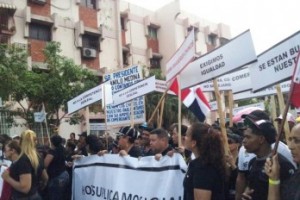 Comerciantes protestan