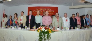 (Foto 2) del  IV Congreo Joaquin Balaguer (mesa principal).