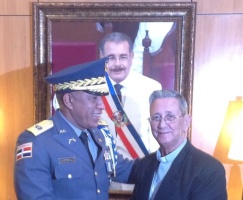 Monseñor Fabio Mamerto Rivas expresa respaldo al mayor general Castro Castillo