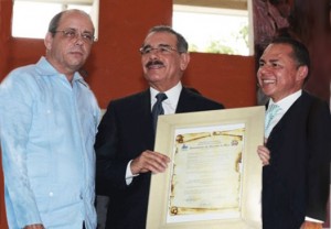 Francisco -Tico- Diaz, Remberto Cruz y el presidente Danilo Medina