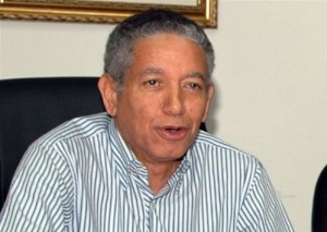 Héctor Guzmán, acusa a Miguel Vargas por mal manejo fondos PRD