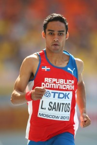 Luguelín Santos gana bronce en mundial de atletismo de Rusia