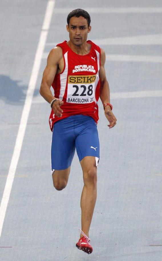 Luguelín Santos llega en segundo en 400mts lisos en Liga Diamante
