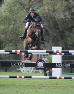 Manuel Fernández triunfa en ecuestre Palm Beach