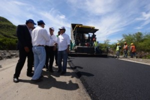 Ministro Obras Públicas asegura construcción carretera Cruce de Ocoa-Ocoa estará lista en noviembre