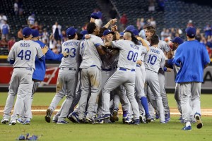 Ramírez dispara dos jonrones; Dodgers ganan División Oeste