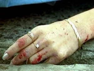 Encuentran joven estrangulada y violada en La Vega