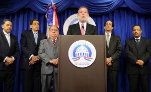 Gobierno y Consejo Nacional de Migración acatan sentencia TC; acuerdan regulación extranjeros