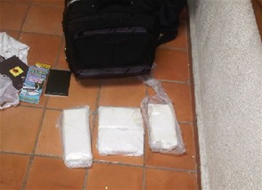 Apresan italiano de 72 años con 5 kilos de cocaína en Punta Cana