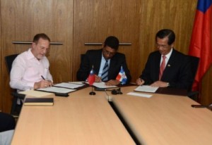 Taiwán dona un millón de dólares para las Pymes