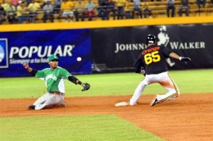 Lagares batea de 4-4 en triunfo de las Águilas