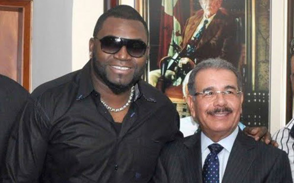 Presidente Danilo Medina felicita a David Ortiz por premio JMV en Serie Mundial