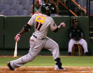 Gigantes dominan a losToros
