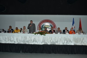 FOTO 2 (REUNION COMISION EJECIUTIVA) Habla josecito Hazim