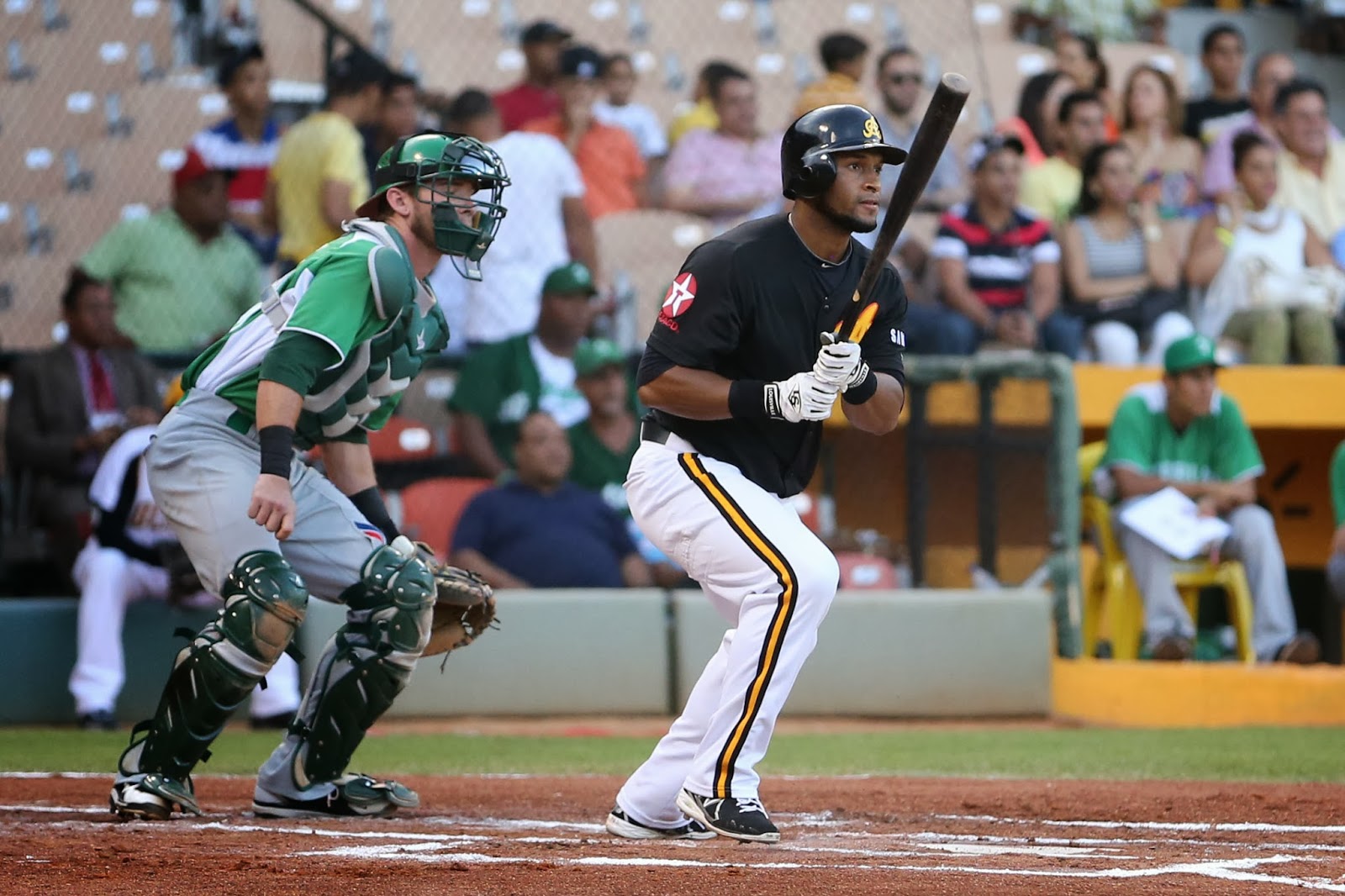 Zoilo Almonte y Héctor Noesí Peloteros Estrellas de la Semana