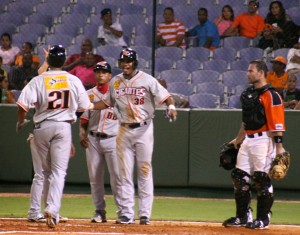Gigantes vencen a Toros