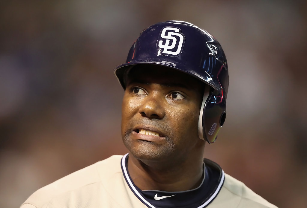 Lidom suspende a Miguel Tejada por el resto de la temporada