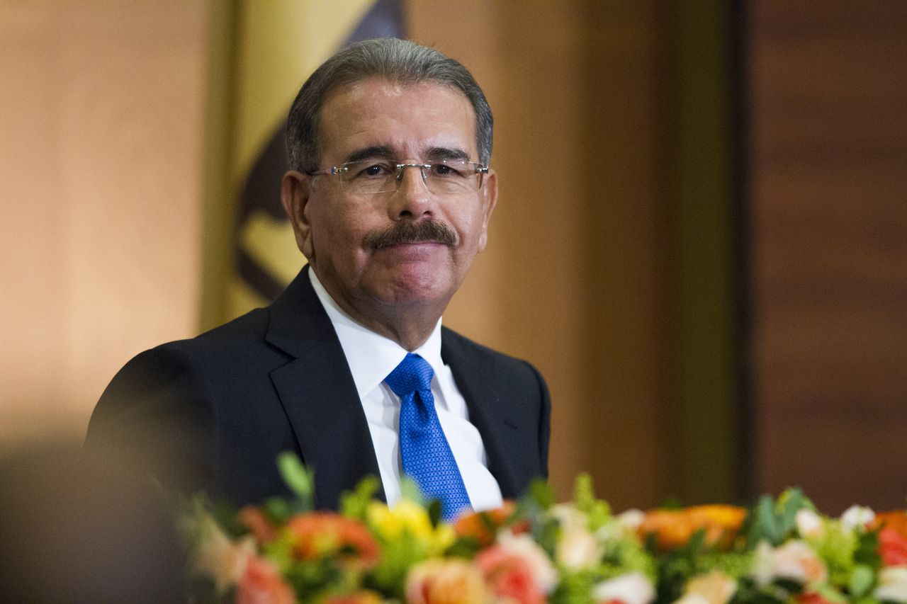 Presidente Medina expresa condolencias por muerte madre de Orlando Gil