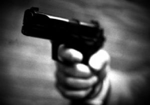 ¡Sigue la delincuencia! Desconocidos asaltan a punta de pistola a fiscal adjunta de Santiago