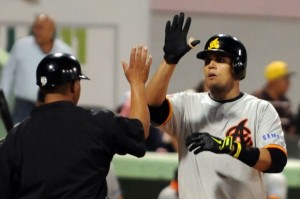 Águilas vencen a las Estrellas