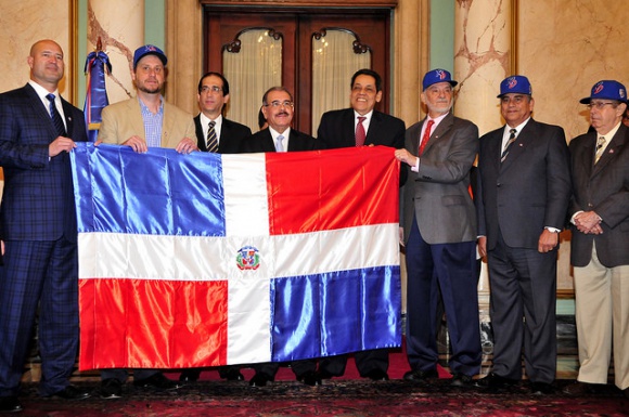 DM pide al Licey retornar “con la Bandera Nacional llena de gloria”.