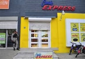 Apresan tres hombres y una mujer implicados en robo de RD $38 MM a Caribe Express