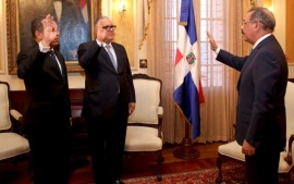 Danilo juramenta cónsul NY y embajador ante ONU