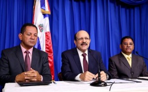 Gobierno corregirá problemas visuales a miles de alumnos en la frontera
