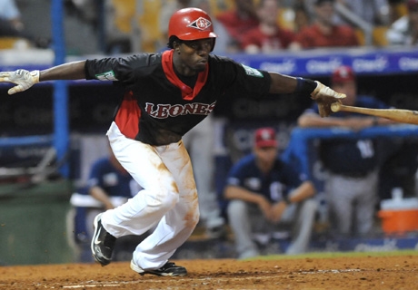 Leones derrotan a los Tigres y se consolidan en el primer lugar del Round Robin