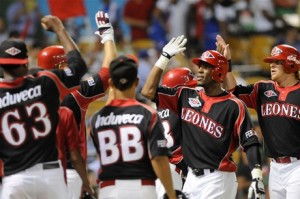Escogido empata la serie final a tres frente al Licey  