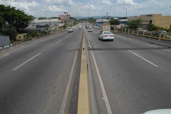 Obras Públicas cerrará esta noche el elevado de Los Alcarrizos