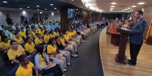 Estudiantes  pte  habla  en acto  26-Feb-2014 203