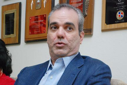 Luis Abinader: grupo Hipólito podría llegar acuerdo con otro partido