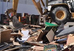 Ministerio de Hacienda destruye 430 tragamonedas que operaban en la ilegalidad