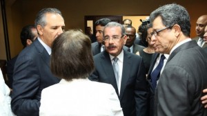 Danilo expresa condolencias a Felucho Jiménez por muerte de su padre