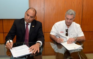 FIRMA DE ACUERDO TRASPASO PEAJES