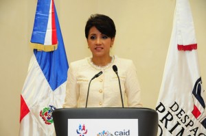 La Primera Dama Cándida Montilla de Medina