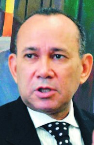 Víctor-Castro-presidente-de-AIH