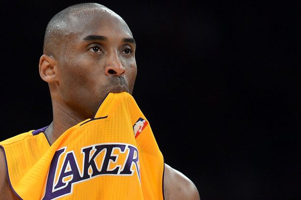 Lakers confirmaron que Kobe Bryant no va más esta temporada