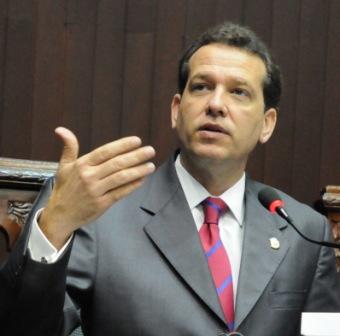Bisonó dice Venezuela puede salir adelante por medio del diálogo